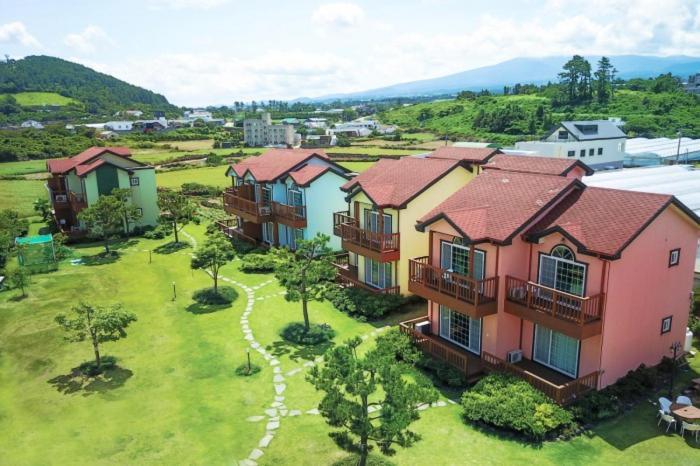 Jeju Time-Travel Pension Exterior photo